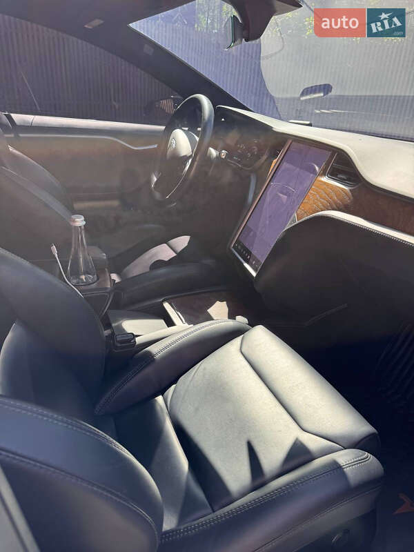 Ліфтбек Tesla Model S 2018 в Києві фото 12 Ліфтбек Tesla Model S 2018 в Києві