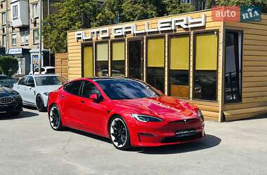 Tesla Model S 2021