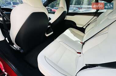 Лифтбек Tesla Model S 2021 в 