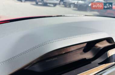 Лифтбек Tesla Model S 2021 в 