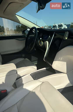 Лифтбек Tesla Model S 2018 в 