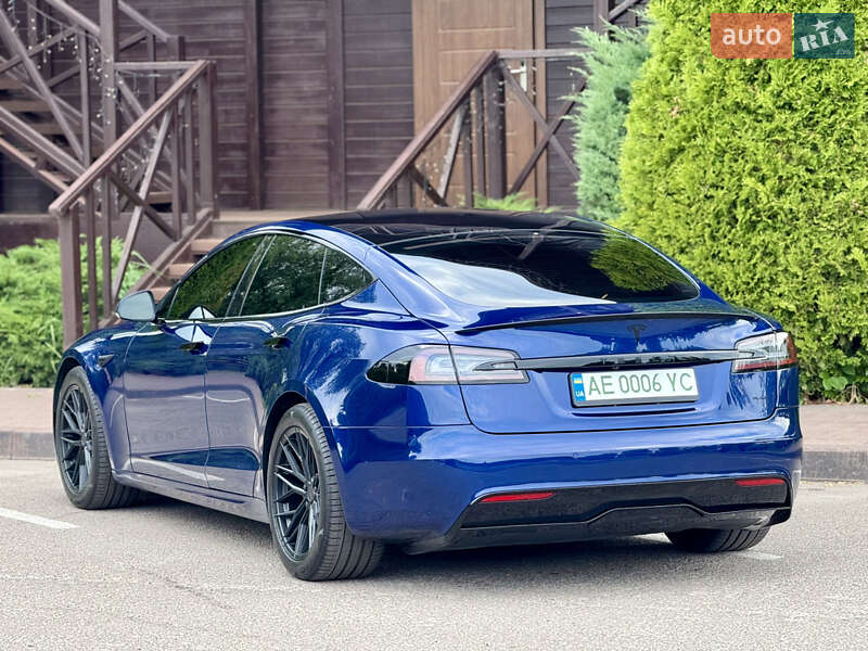 Лифтбек Tesla Model S 2022 в Днепре