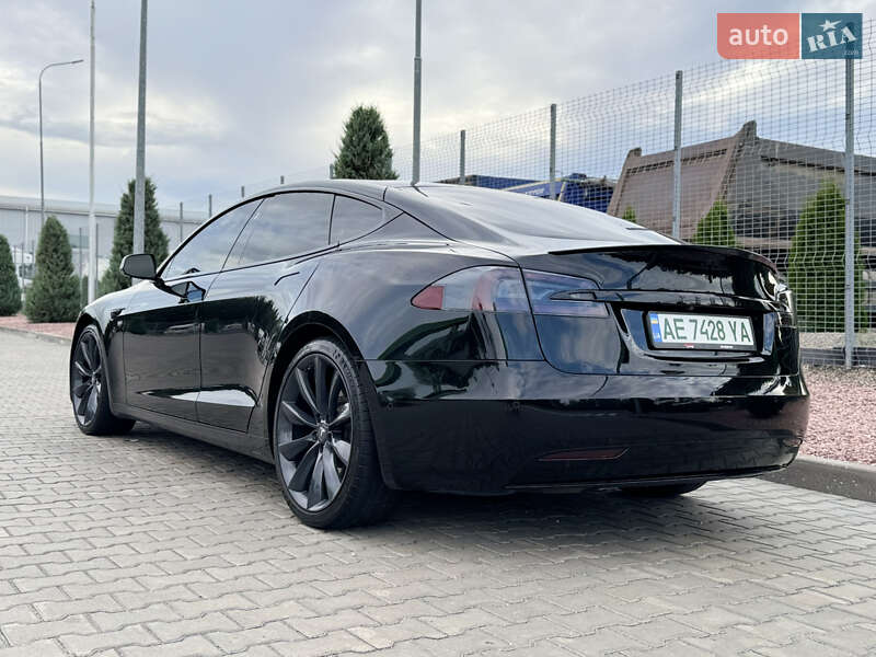 Лифтбек Tesla Model S 2019 в Днепре