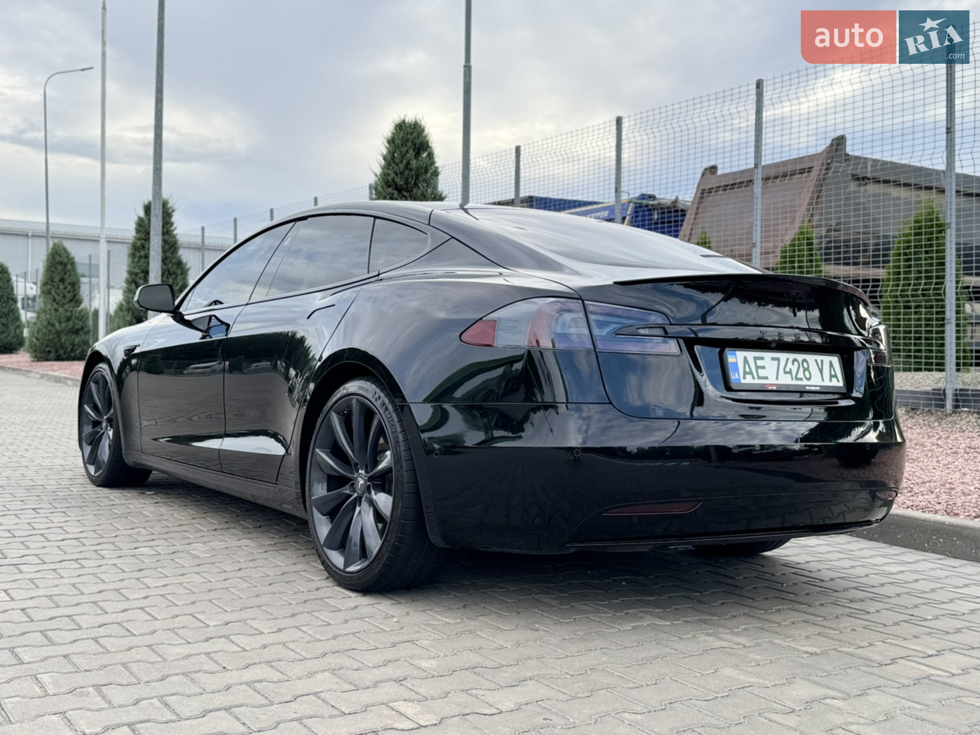 2019 Tesla Model S - мініатюра 2