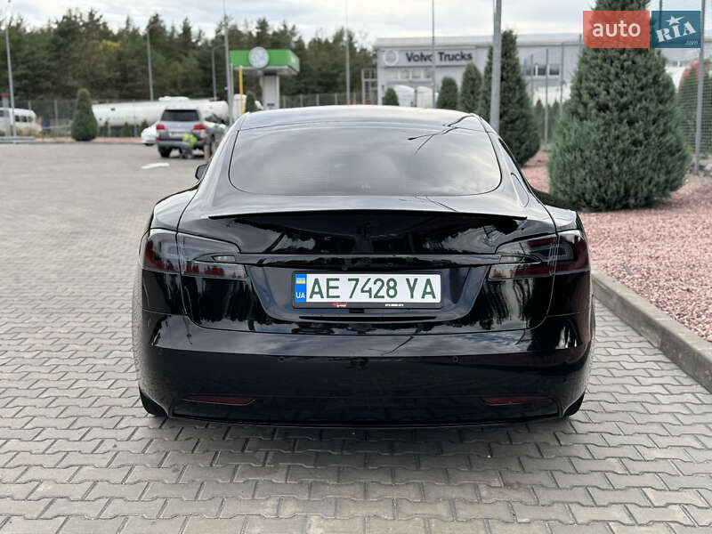 Лифтбек Tesla Model S 2019 в Днепре