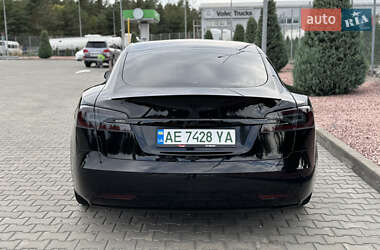Лифтбек Tesla Model S 2019 в 
