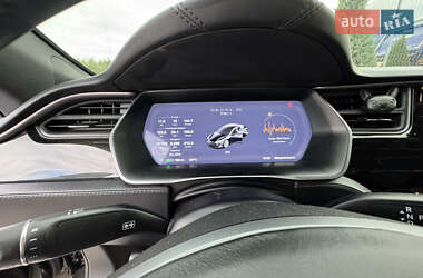 Лифтбек Tesla Model S 2019 в 