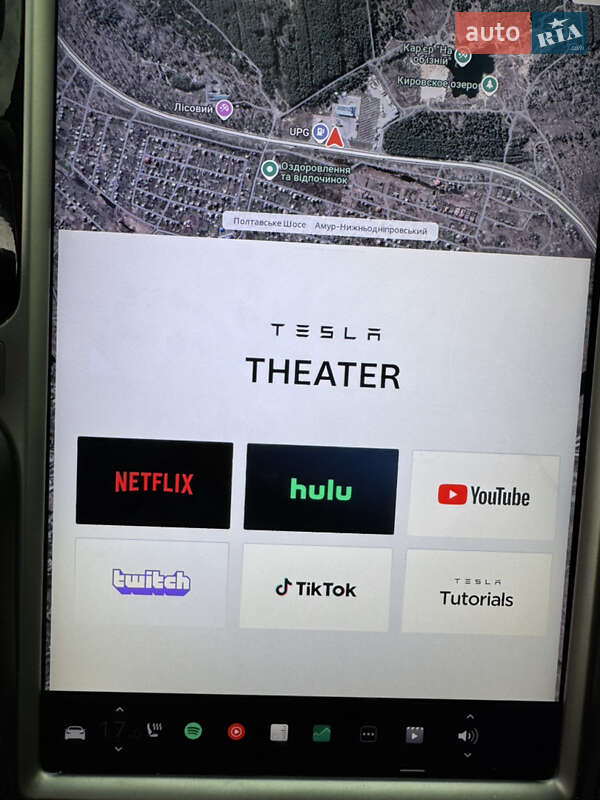 Лифтбек Tesla Model S 2019 в Днепре