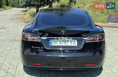 Лифтбек Tesla Model S 2016 в 