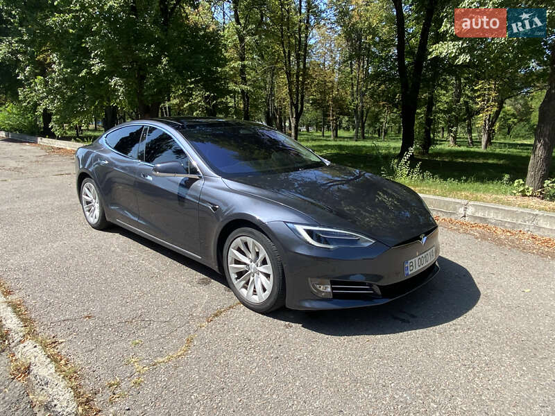 Tesla Model S 2017