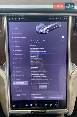 Лифтбек Tesla Model S 2017 в 