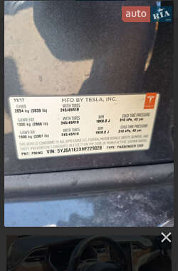 Лифтбек Tesla Model S 2017 в 