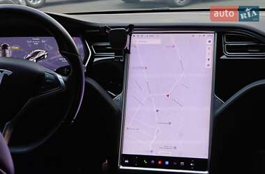 Лифтбек Tesla Model S 2017 в 