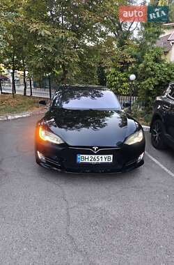 Ліфтбек Tesla Model S 2017 в Одесі