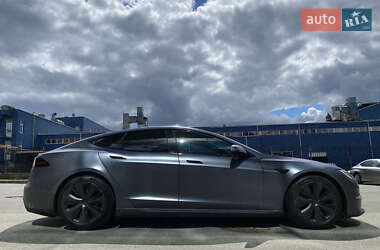 Лифтбек Tesla Model S 2022 в 
