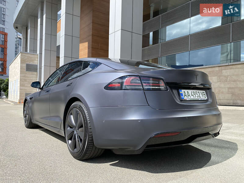 Лифтбек Tesla Model S 2022 в Киеве фото 27 Лифтбек Tesla Model S 2022 в Киеве