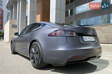 Лифтбек Tesla Model S 2022 в 