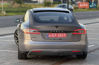 Лифтбек Tesla Model S 2013 в 