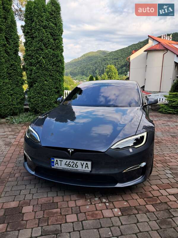 Лифтбек Tesla Model S 2021 в Коломые