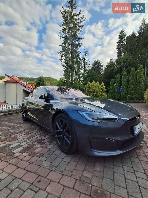 Лифтбек Tesla Model S 2021 в Коломые