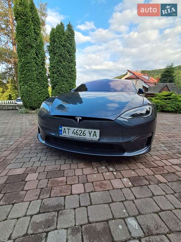 Лифтбек Tesla Model S 2021 в Коломые