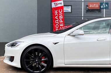 Лифтбек Tesla Model S 2020 в 
