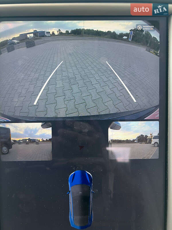 Ліфтбек Tesla Model S 2018 в Чернівцях