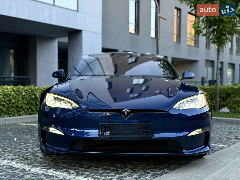 Лифтбек Tesla Model S 2021 в Львове