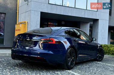 Лифтбек Tesla Model S 2021 в 
