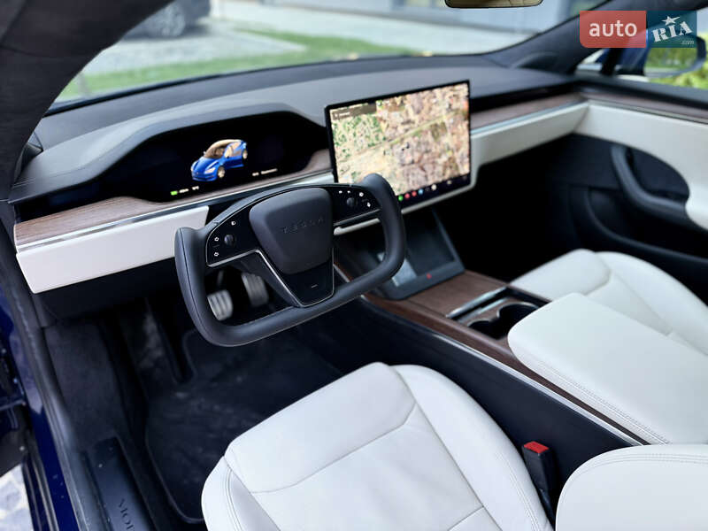 Лифтбек Tesla Model S 2021 в Львове