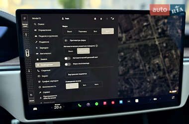 Лифтбек Tesla Model S 2021 в 