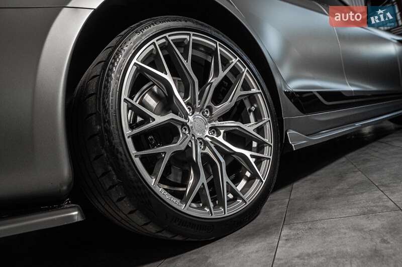 Ліфтбек Tesla Model S 2021 в Одесі фото 16 Ліфтбек Tesla Model S 2021 в Одесі