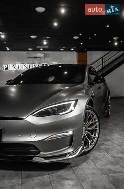 Лифтбек Tesla Model S 2021 в 