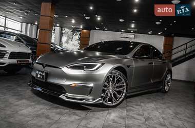 Лифтбек Tesla Model S 2021 в 