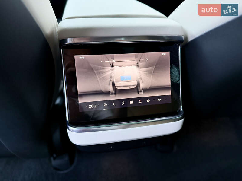 Лифтбек Tesla Model S 2021 в Львове