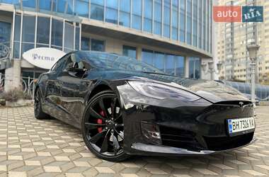 Лифтбек Tesla Model S 2017 в Одессе