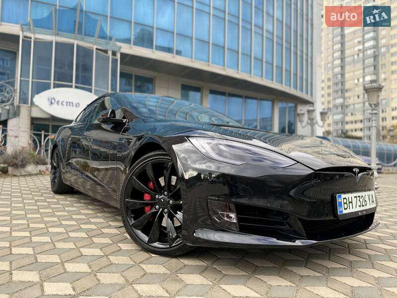 Tesla Model S 2017