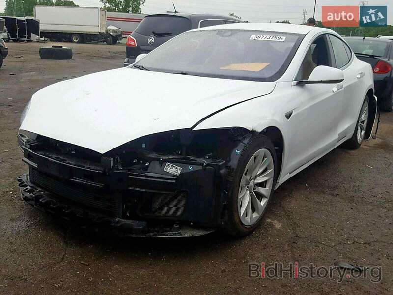 Ліфтбек Tesla Model S 2016 в Вишгороді