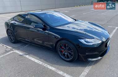 Tesla Model S 2021