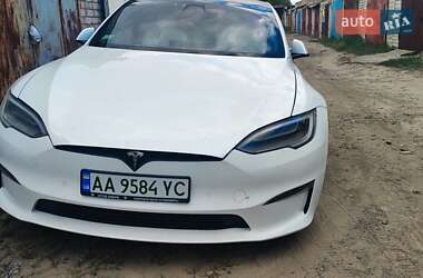 Tesla Model S 2022