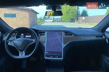 Лифтбек Tesla Model S 2016 в 