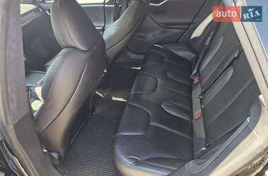 Лифтбек Tesla Model S 2020 в 