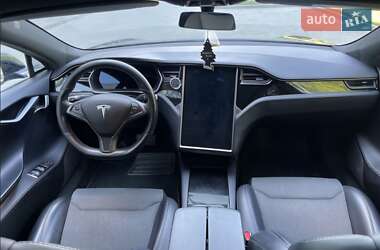 Лифтбек Tesla Model S 2019 в 