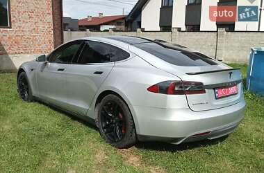 Лифтбек Tesla Model S 2013 в Ивано-Франковске