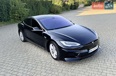Лифтбек Tesla Model S 2013 в 