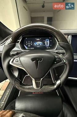 Ліфтбек Tesla Model S 2016 в Львові