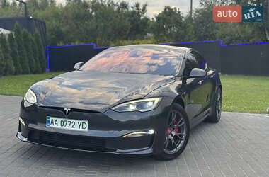 Tesla Model S 2024