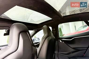Лифтбек Tesla Model S 2016 в 