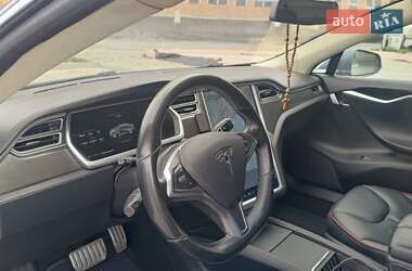 Ліфтбек Tesla Model S 2014 в 