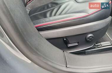 Ліфтбек Tesla Model S 2014 в 